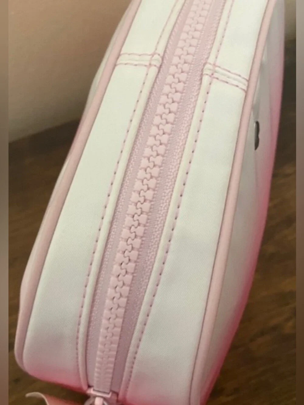 Kate Spade Pink & White Dome Shaped Ombre Make-up Bag. *Authentic